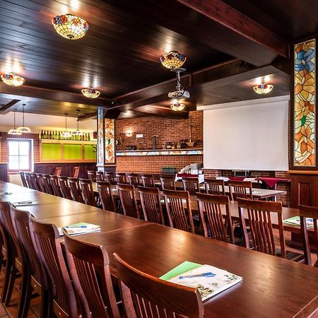 Hotel Purkmistr Plzen Luaran gambar