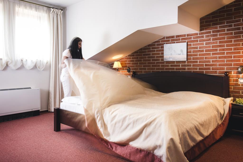Hotel Purkmistr Plzen Luaran gambar